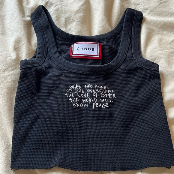 CHNGE Tops - Doesn’t fit me anymore